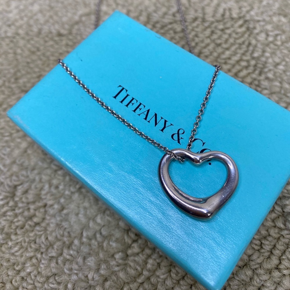 Tiffany & Co Elsa Peretti open heart necklace